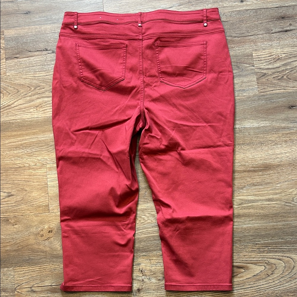 Women's Capris Jeans, Red Salmon (Size 20)